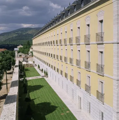 Parador de La Granja Hotels in 