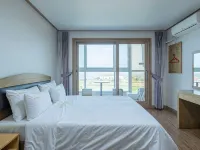 Amor House Hotels near Udo Church