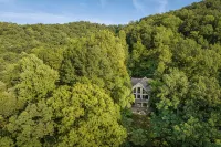 Private Mountain Retreat Near Breweries and Wineries - Alphydda