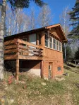 Charming Rustic Off-Road/Off-Grid Log Cabins on BWCA Wilderness Lake!