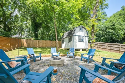 ATL Escape ~ Arcade I Fire pit I Patio! - Wifi