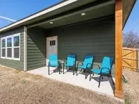 The RockStar Retreat Hotels in Denison