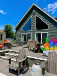 Summer is Calling! Waterfront Cabin with Private Dock - Wifi