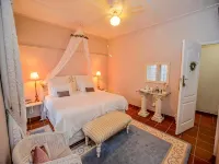 Lavender House Hotels in White River
