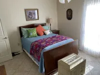 Opa's House a Tranquill Cabin on Edge of Town (Pet Friendly)