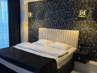 Luxe Plaza Hotel near EVN Zvartnots airport Hotels in Parakar