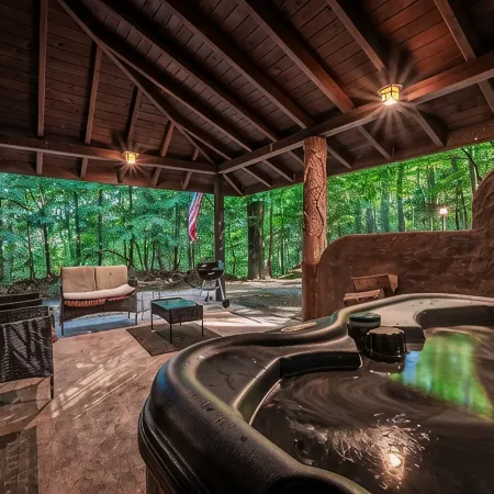 Mill Creek Cabins-Beautiful Secluded Luxury Cabins