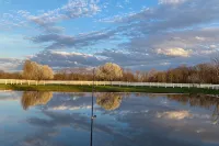 Private 3BR Farmhouse on Estate with Event Space, Horses,Trails, Ponds & Orchard - Jacuzzi