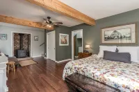 LakeMont, wifi, GENERATOR, King bd, FREE Lake access +A/C