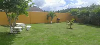 This is a three bedrooms three bathrooms house that is fully furnihsed - ジム