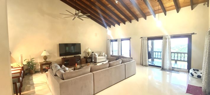 Playcation in Paradise villa with endless water view Hotels in Northside