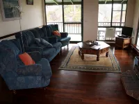 Cabins nestled in 170 acres of old growth forest near the Valley of the Giants. Hotels in Walpole