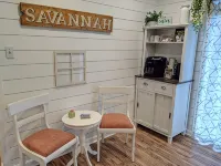 Clean Coastal Ranch Home Located Between the Beach and the City! - Homestays