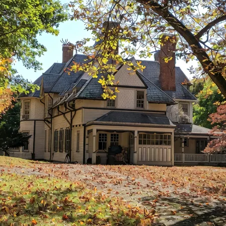 5 bdrm Victorian, built in 1881-With 21 rooms, on a hill on 4 VERY private acres