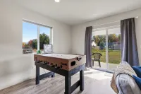 Mtn View Getaway - w/ Hot Tub, Close to Schweitzer - 4 tähden