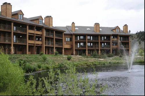 NEW! Beautifully remodeled Retreat w/pools Rocky Mountain National Park