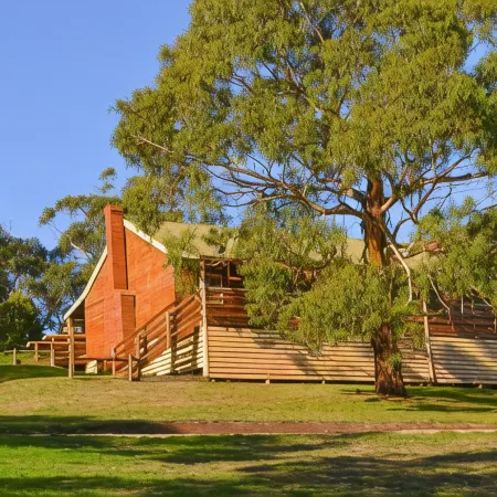 Iluka Retreat Glamping Village & Group Lodge Accommodation
