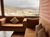 Petra Cabin Hostel Hotels near Crusader Castle