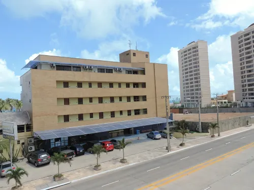 Golden Beach Hotel - parking