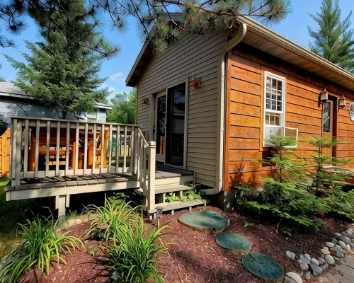 Pineview Cabin at Bayview Cabin Resort on Picturesque Northwoods Lake in Wi. Hotels in Langlade County
