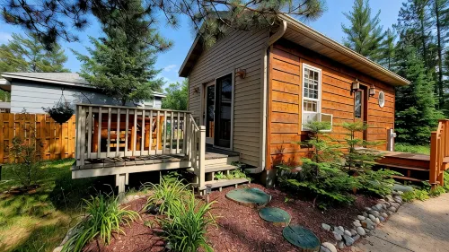 Pineview Cabin at Bayview Cabin Resort on Picturesque Northwoods Lake in Wi.