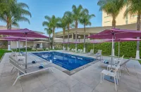 City Express Suites by Marriott Querétaro - Pools