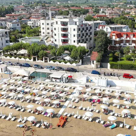 Bajamar Beach Hotel