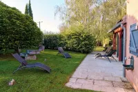 Large property in Burgundy, riverside garden, private indoor pool - Country Houses