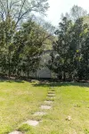 Classic Central Memphis Home with Pool - 私人泳池