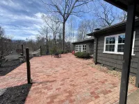 Beautiful Mid-Century Modern Home in Downtown Waynesville - 3-Star