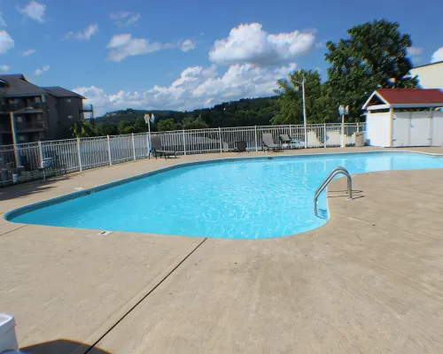 Fabulous Patio View Overlooking The Main Channel Of Table Rock Lake Hotels in Ridgedale