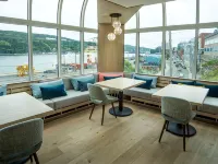 Quality Hotel Harbourview Hotel in zona Stadio King George V Park