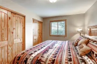 Cozy Creekside Condo (ground level, end unit)