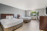 Red Lion Inn & Suites Vancouver - 2-Star