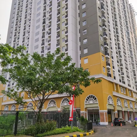 Cinere Resort by Gold Room