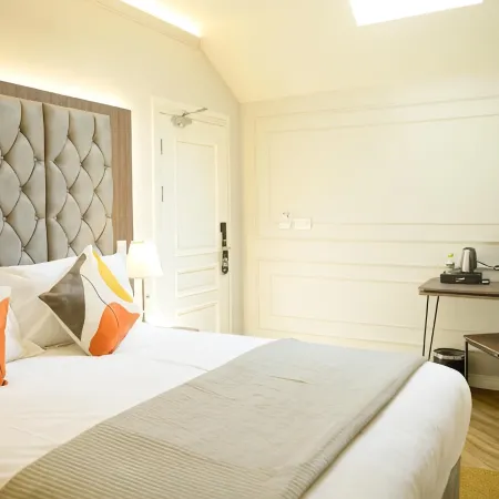 Walton View Hotel