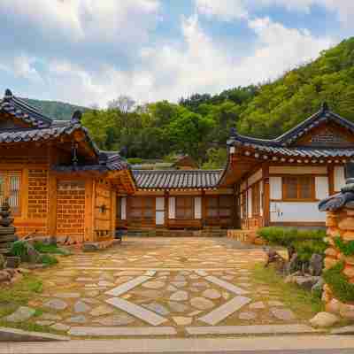 Danyang Full of Happiness Hanok Pension Hotel Exterior