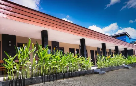 Hotel Wisata Bandar Jaya
