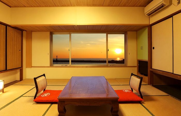 Okukinosaki Seaside Hotel