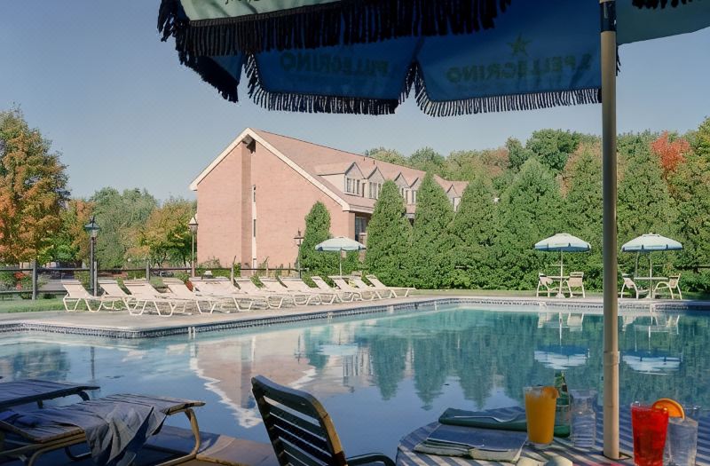 Avon Old Farms Hotel photo 3