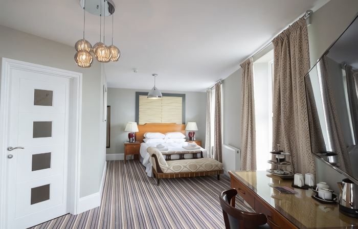 The Wayfarer Rooms