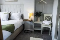 Home from Home, only 5 minutes drive from Historical Durham center. - Kitchen