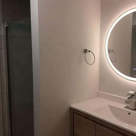 Private Bath Living Room Basement Suite with Shared Entry Shared Entry & Kitchen