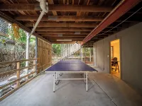 House of Fairy Wren - Fully renovated charming Queenslander! 10 Mins to BNE CBD! Hotels in Annerley
