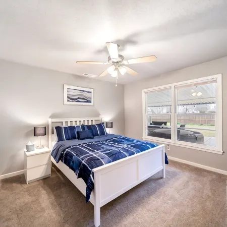 4 bedroom house near, 15 min from Magnolia