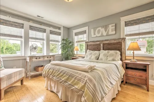 Harbour Island Coast House, Shoulder Season Mid-Week Specials! Booking 2027 - Beach