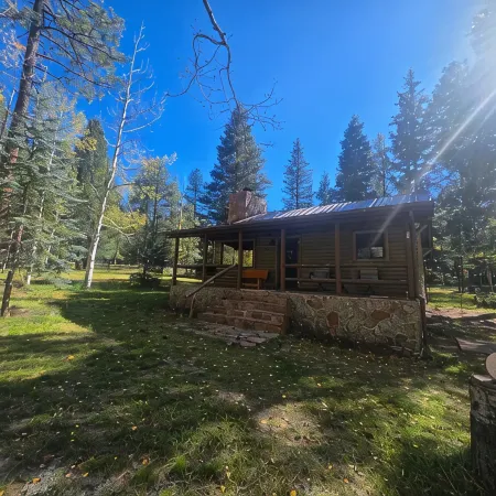 Picturesque Retreat Inspired by Thomas Kinkade, Set on 1.5 Acres!