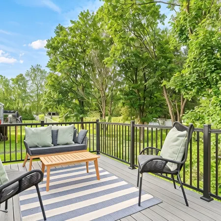 The Respite: Spacious beautiful new build, sleeps 8-10. 7 minutes from Hershey.