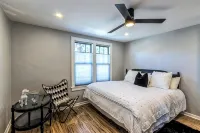 Charming, modern, 2nd floor home-away-from-home