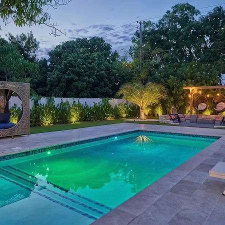 Villa Caicos Fire Pit Pool